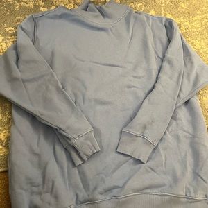 American Eagle Periwinkle Sweatshirt NWT with Pockets!